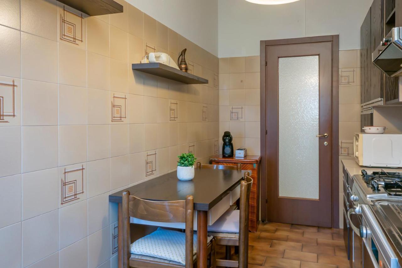 Cozy Apartment Treviso 31 Milan Bagian luar foto